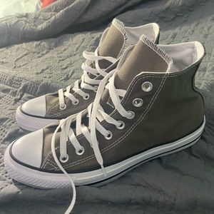 Grey High Top Converse never worn. Mens 7 Women’s 9